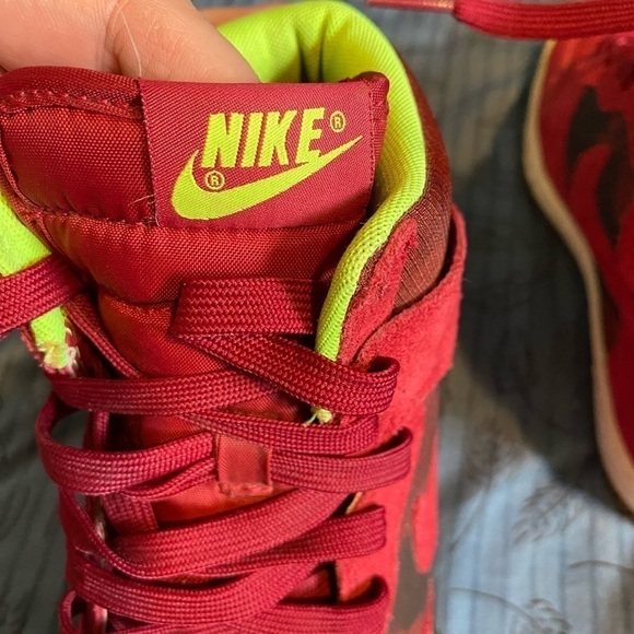 Nike dunks sky high noble red suede camo hidden wedge sneaker 5.5 - Picture 6 of 8